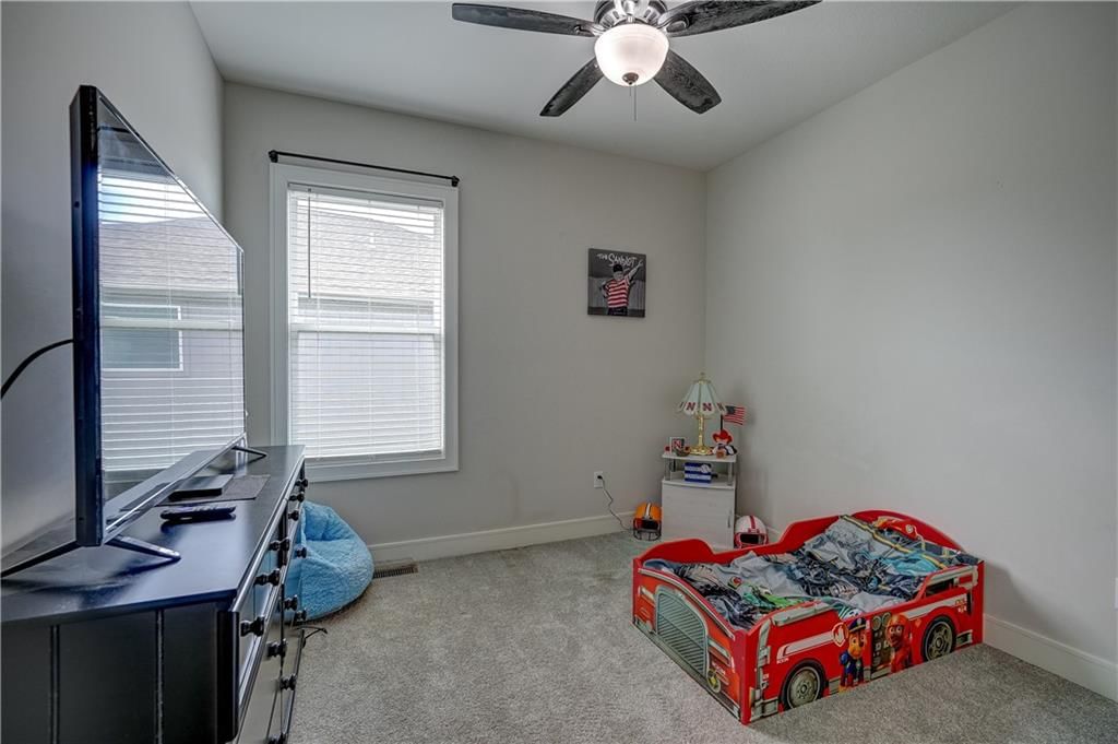 713 SE Colonial Drive — photo 14