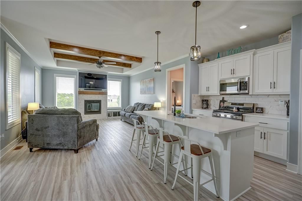 713 SE Colonial Drive — photo 18