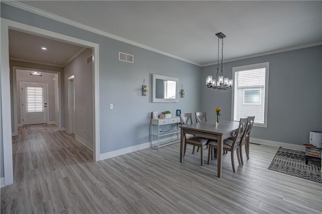 713 SE Colonial Drive — photo 23