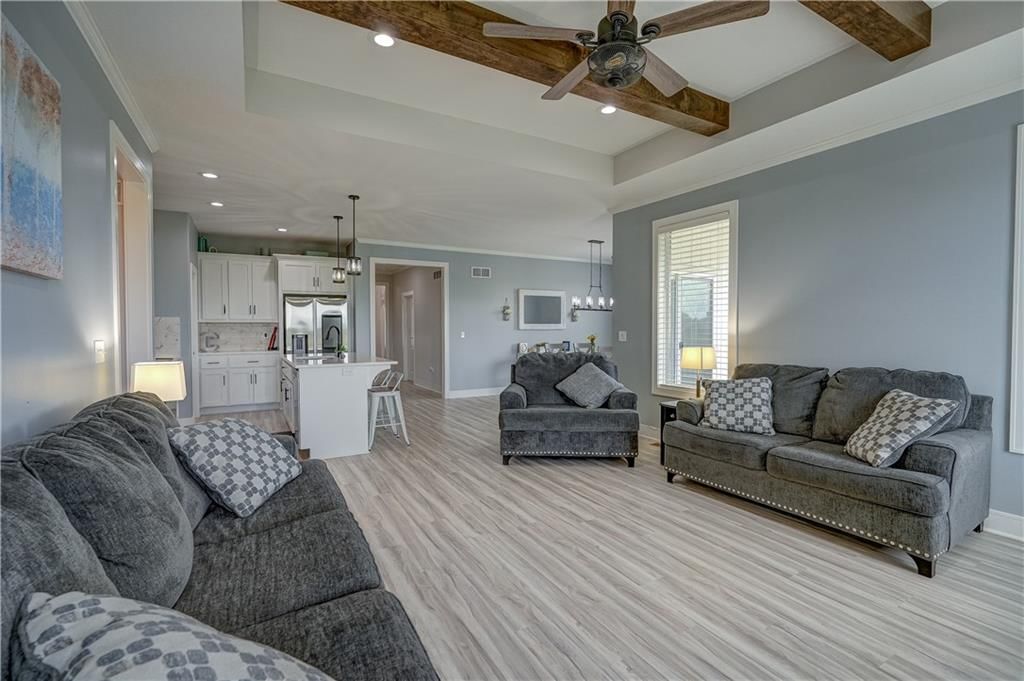 713 SE Colonial Drive — photo 27