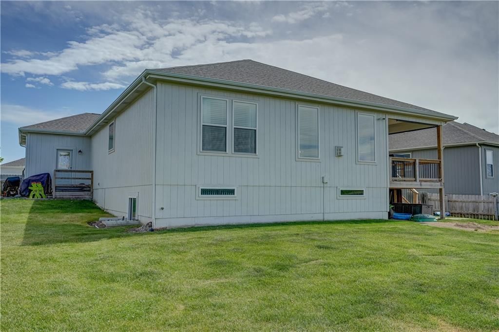 713 SE Colonial Drive — photo 42