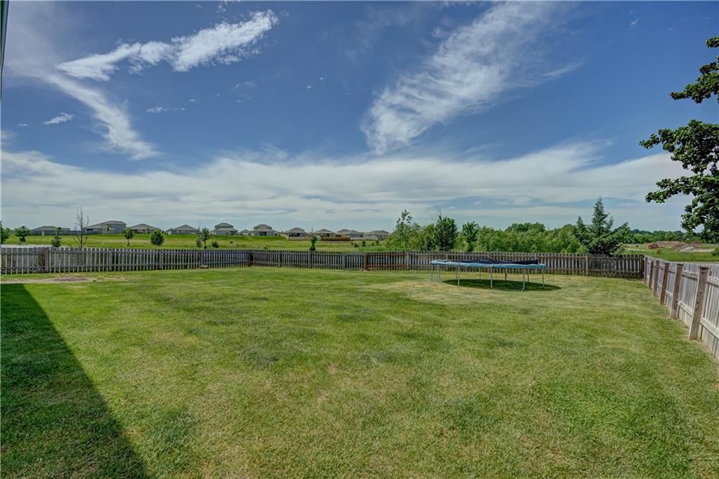 713 SE Colonial Drive — photo 47