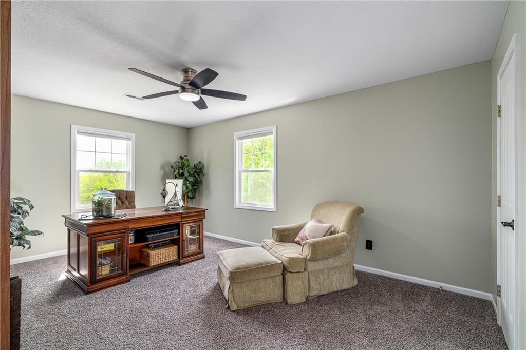 18010 Canterbury Road — photo 36