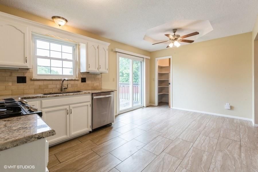 1024 SE Sunnyside School Road — photo 2
