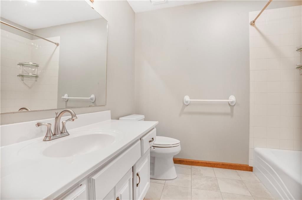 6503 NW Sioux Court — photo 17