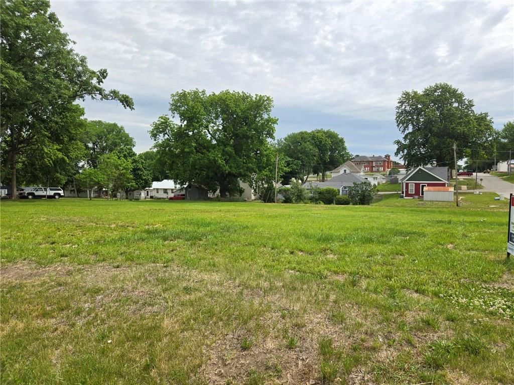 202 N Ives Street — photo 2