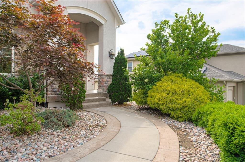 1110 Metfield Lane — photo 3