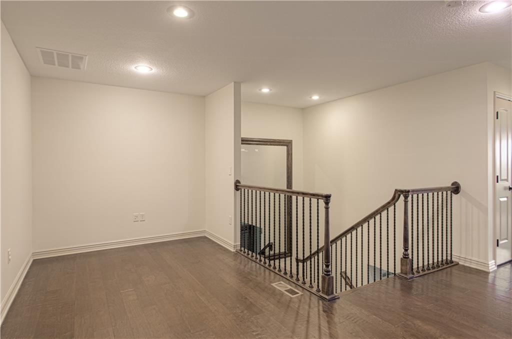 1110 Metfield Lane — photo 36