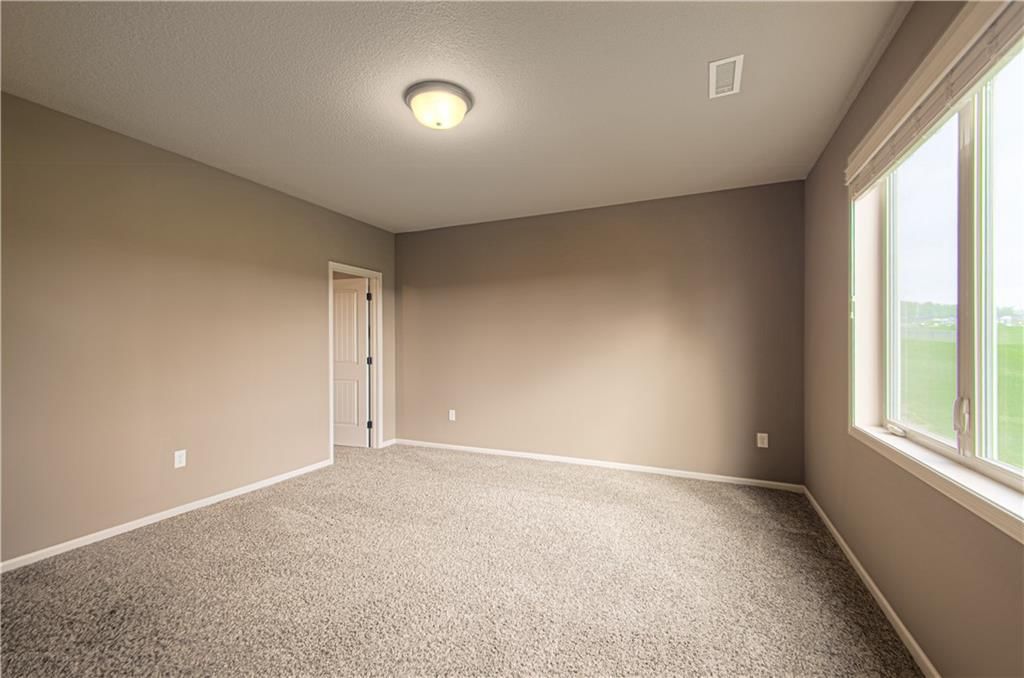 1110 Metfield Lane — photo 43