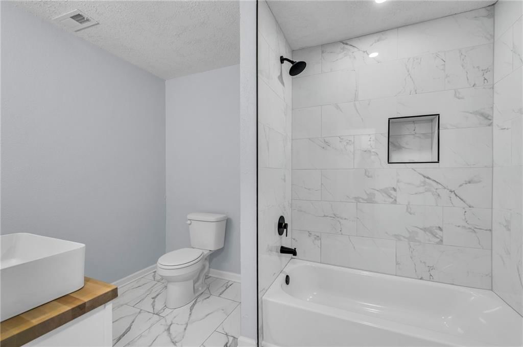 242 S Terrace Avenue — photo 15