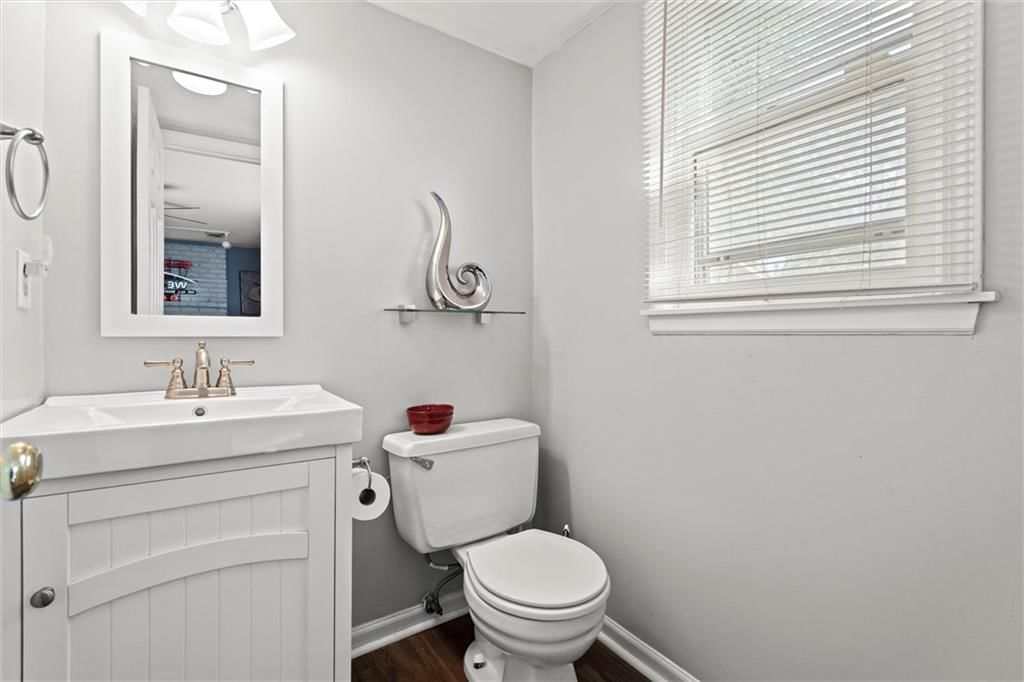 2021 E 151ST Terrace — photo 14