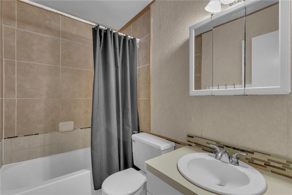 3231 W 26th Street — photo 16