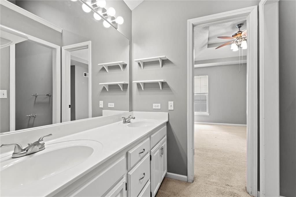 1221 NE BEACON Avenue — photo 21