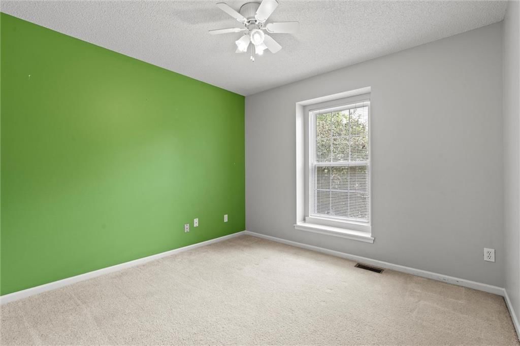 1221 NE BEACON Avenue — photo 24
