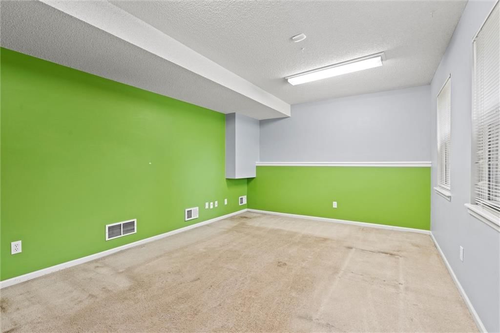 1221 NE BEACON Avenue — photo 31