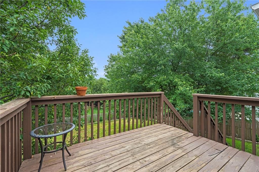 1221 NE BEACON Avenue — photo 36