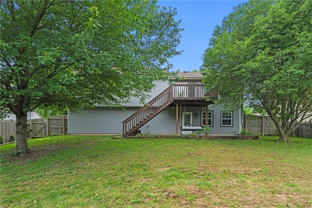 1221 NE BEACON Avenue — photo 38