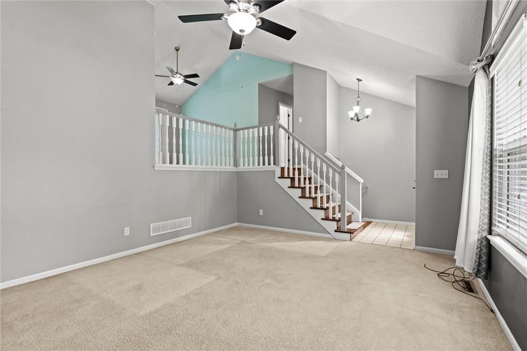 1221 NE BEACON Avenue — photo 8