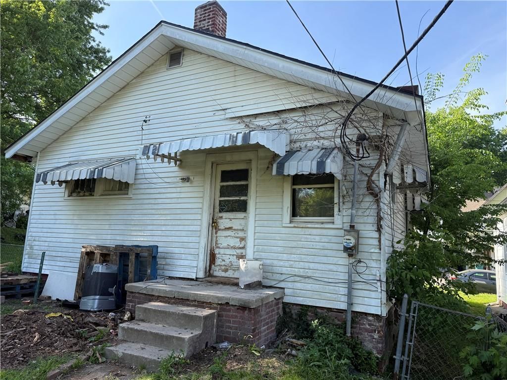 2238 Jules Street — photo 8
