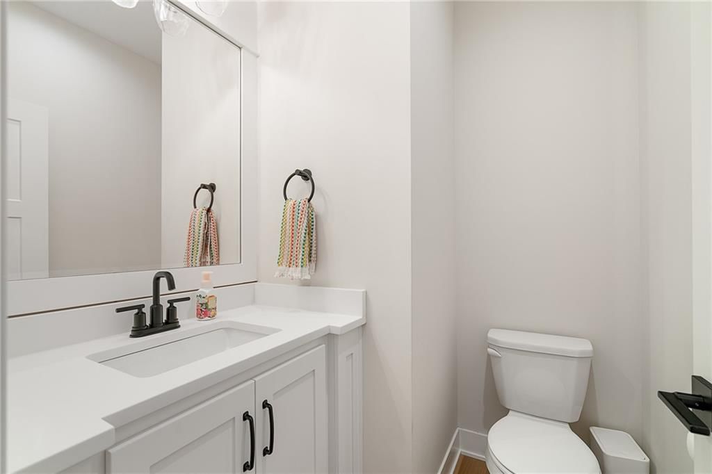 2705 NE Crestview Street — photo 17