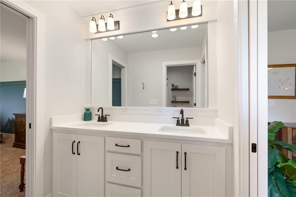 2705 NE Crestview Street — photo 32
