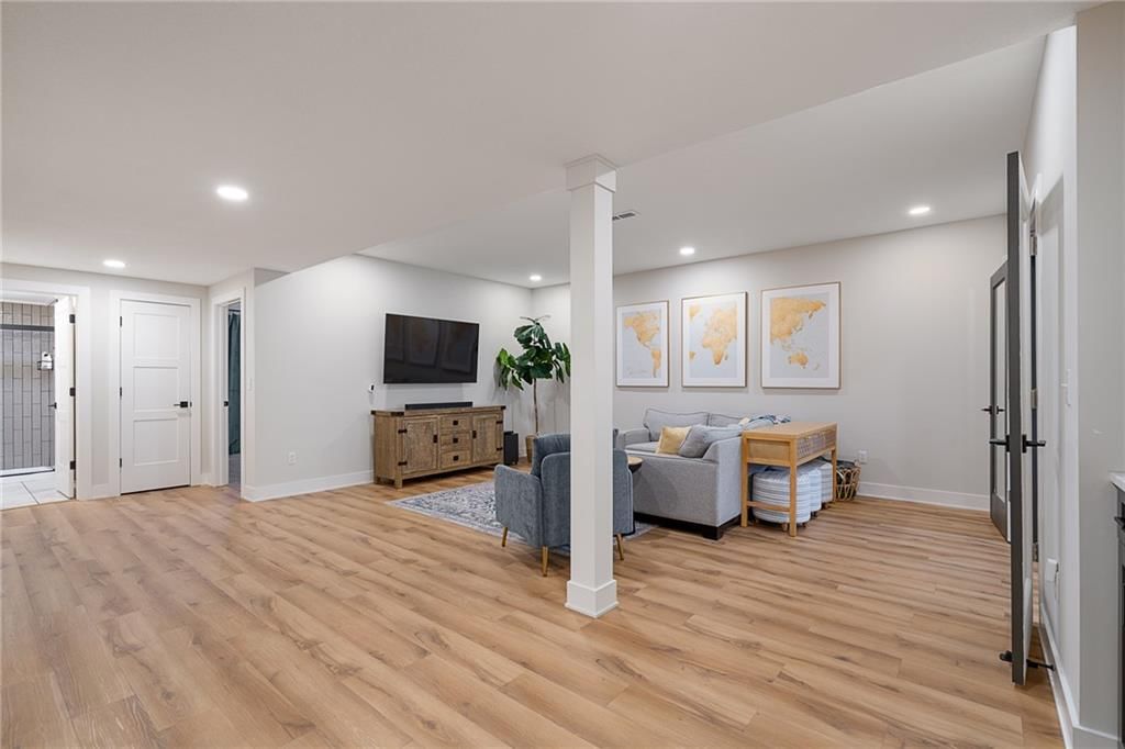 2705 NE Crestview Street — photo 35