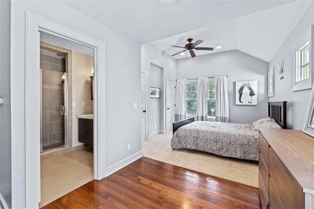 637 W 70th Terrace — photo 18