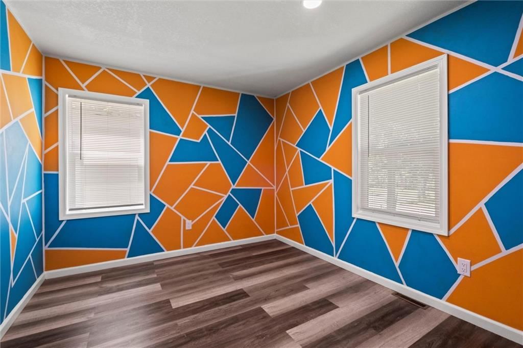 819 S Huttig Avenue — photo 16