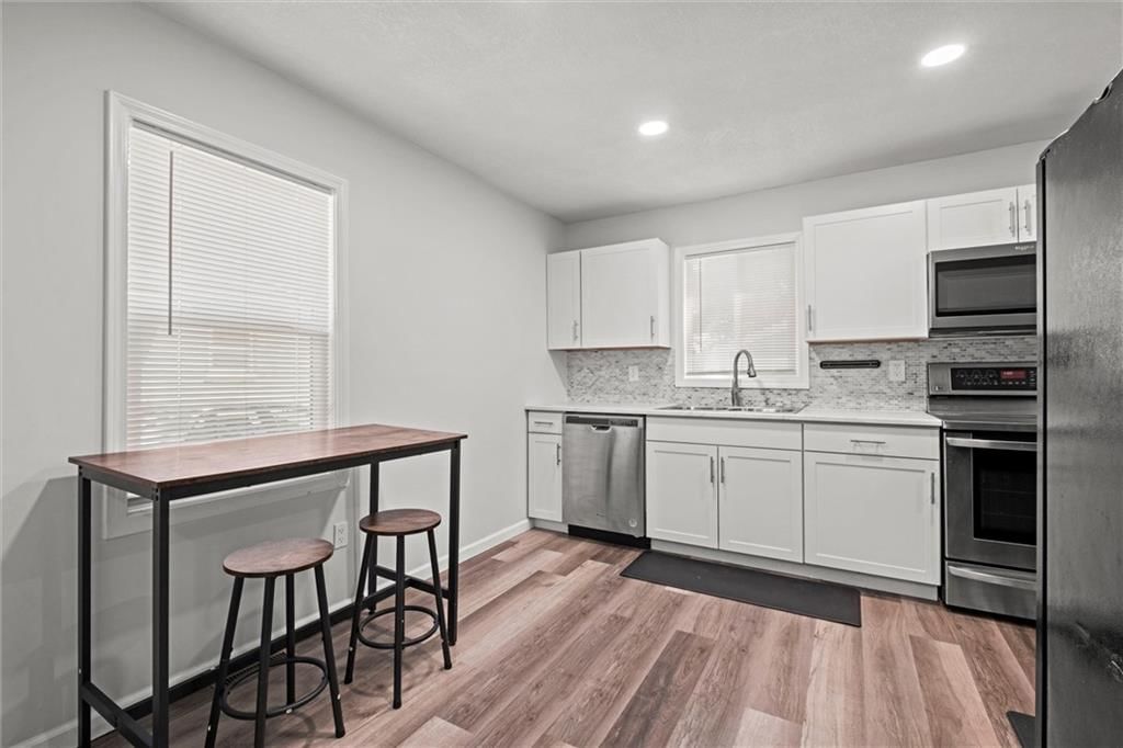 819 S Huttig Avenue — photo 9