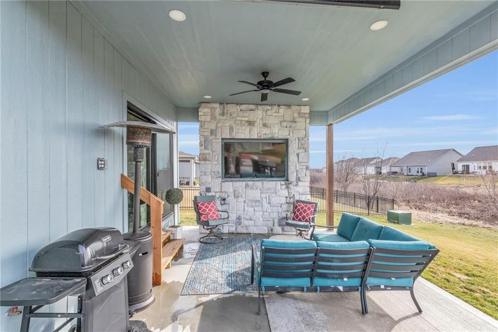 17732 Greeley Street — photo 2
