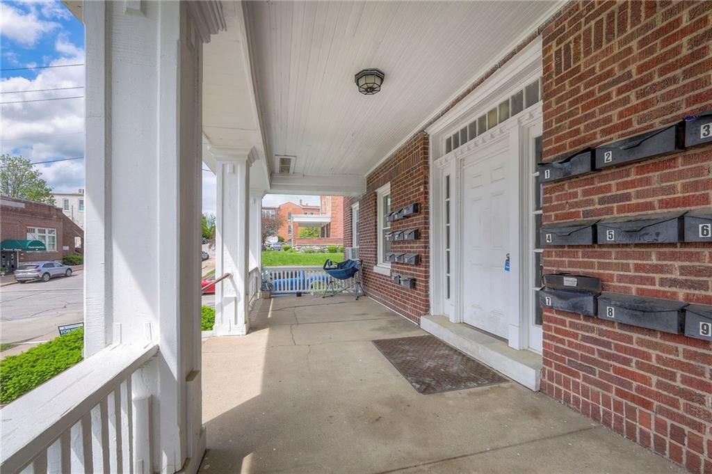 204 E Franklin Street — photo 13