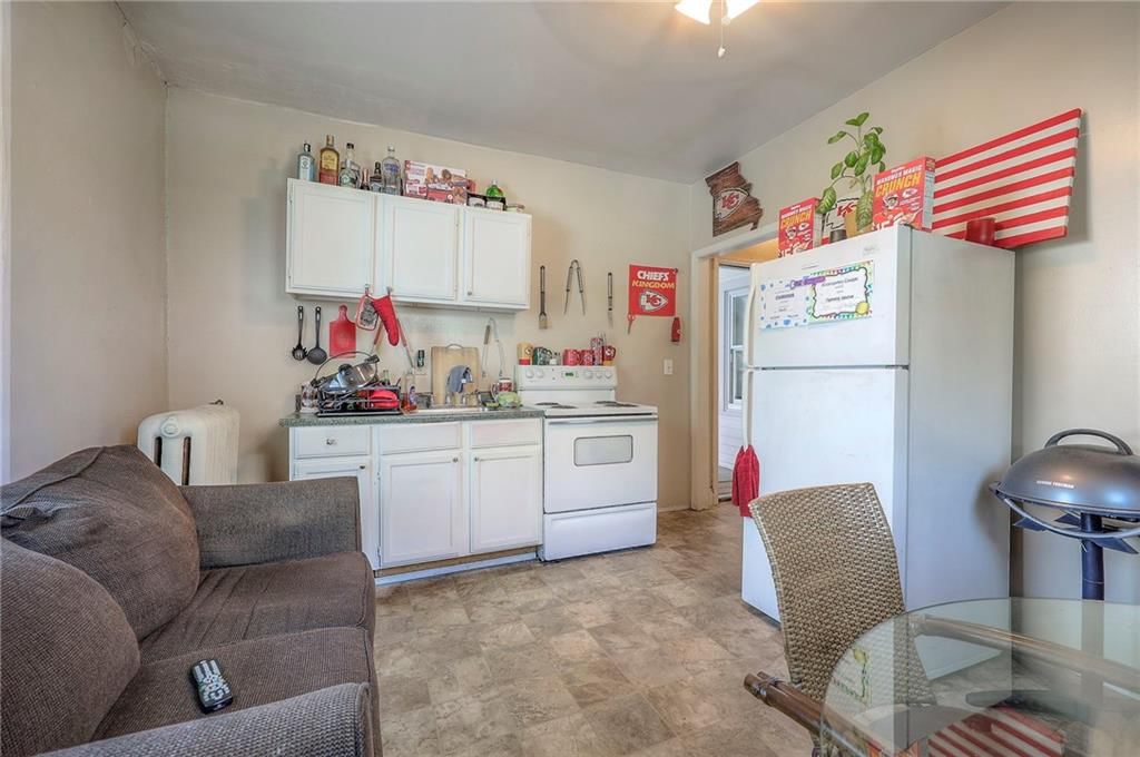 204 E Franklin Street — photo 29
