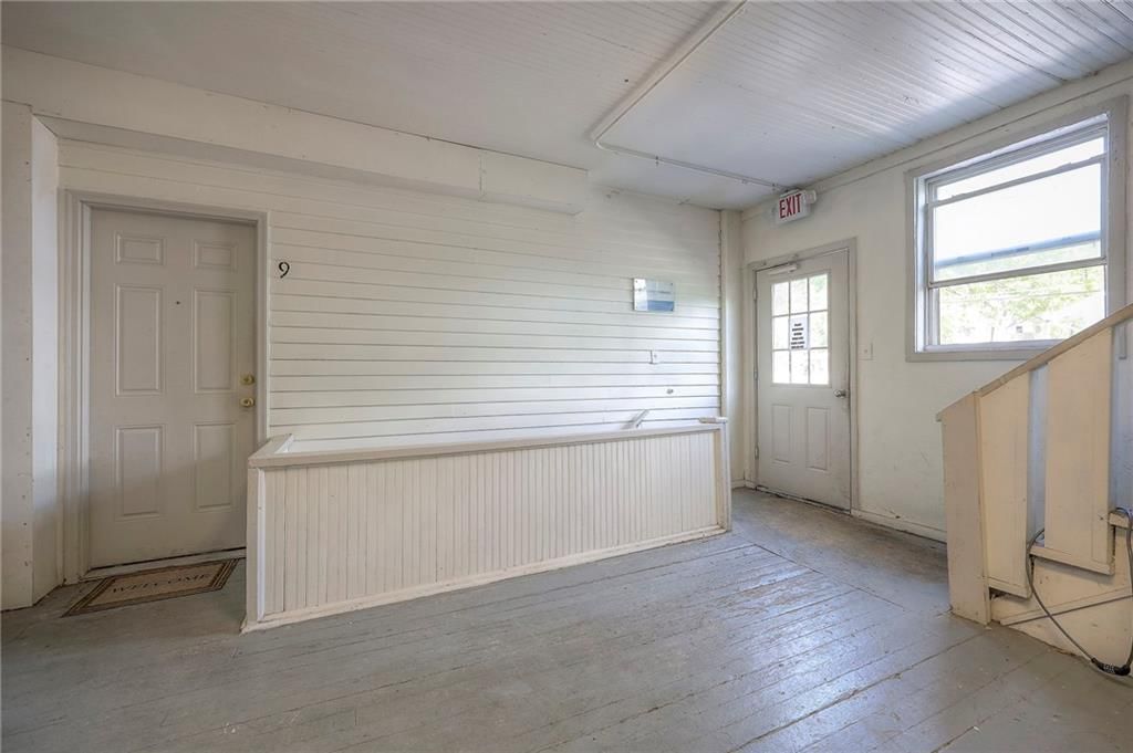 204 E Franklin Street — photo 31