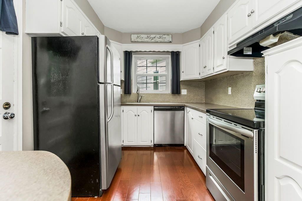 6733 Kenwood Avenue — photo 11