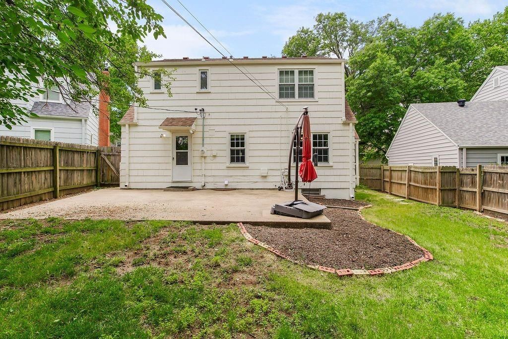 6733 Kenwood Avenue — photo 29