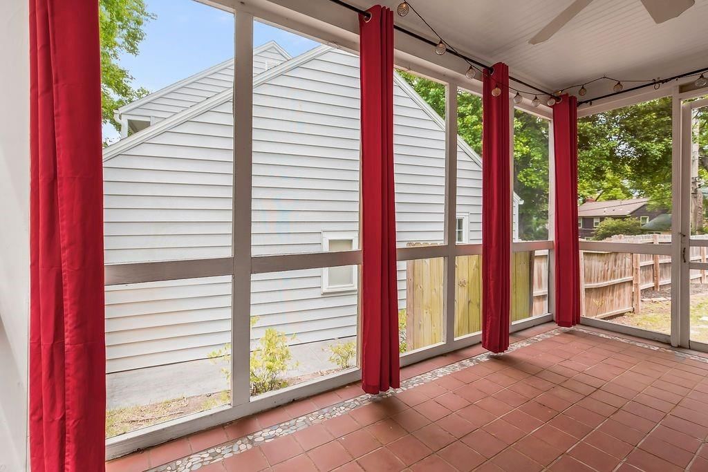6733 Kenwood Avenue — photo 30