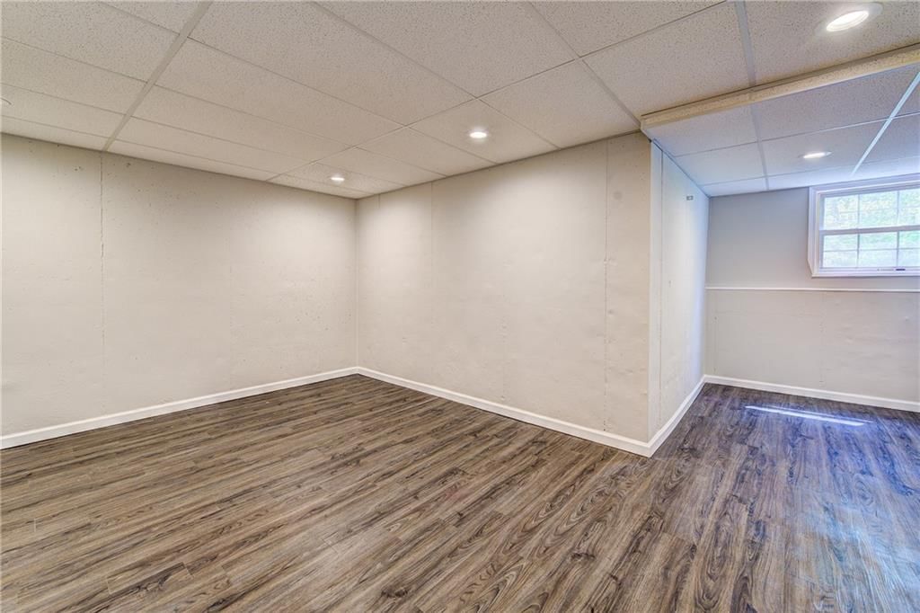 109 NW Cody Drive — photo 29