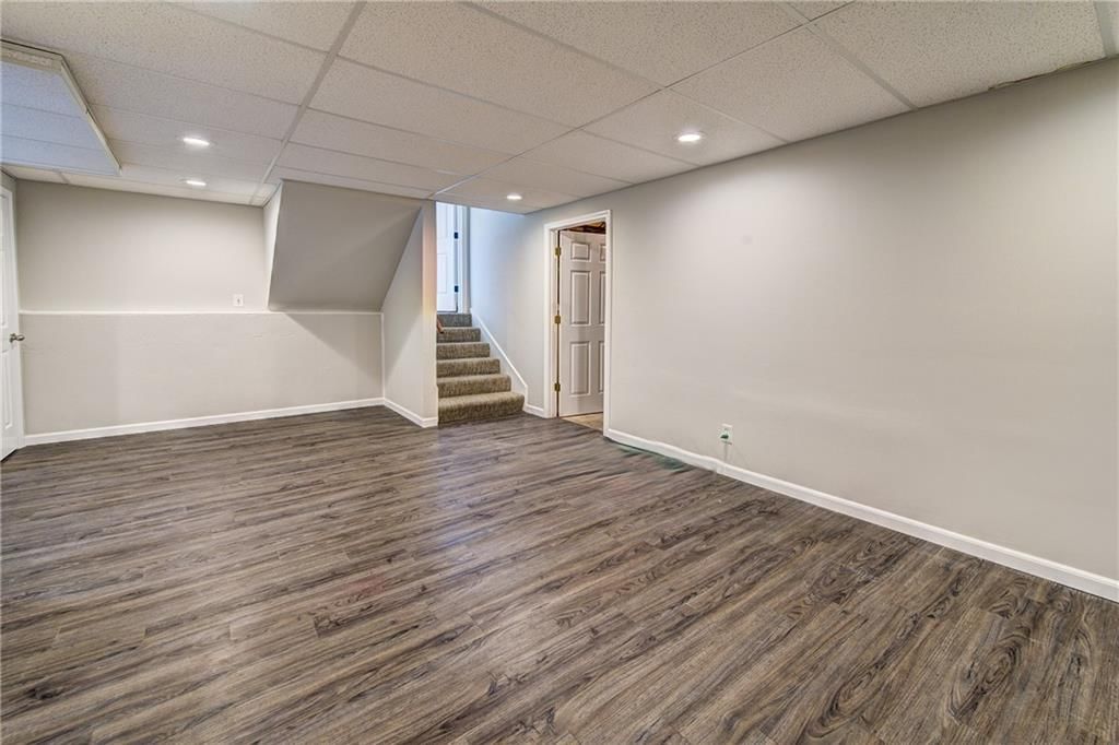 109 NW Cody Drive — photo 31