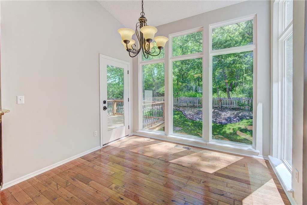 109 NW Cody Drive — photo 8