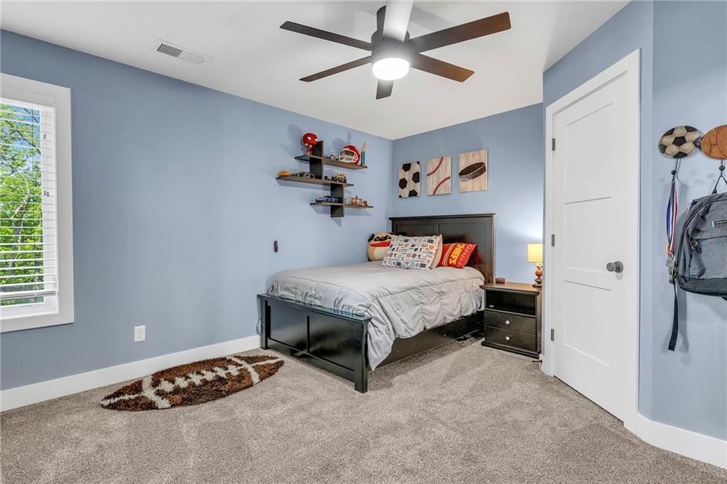 3 Black hawk Drive — photo 35