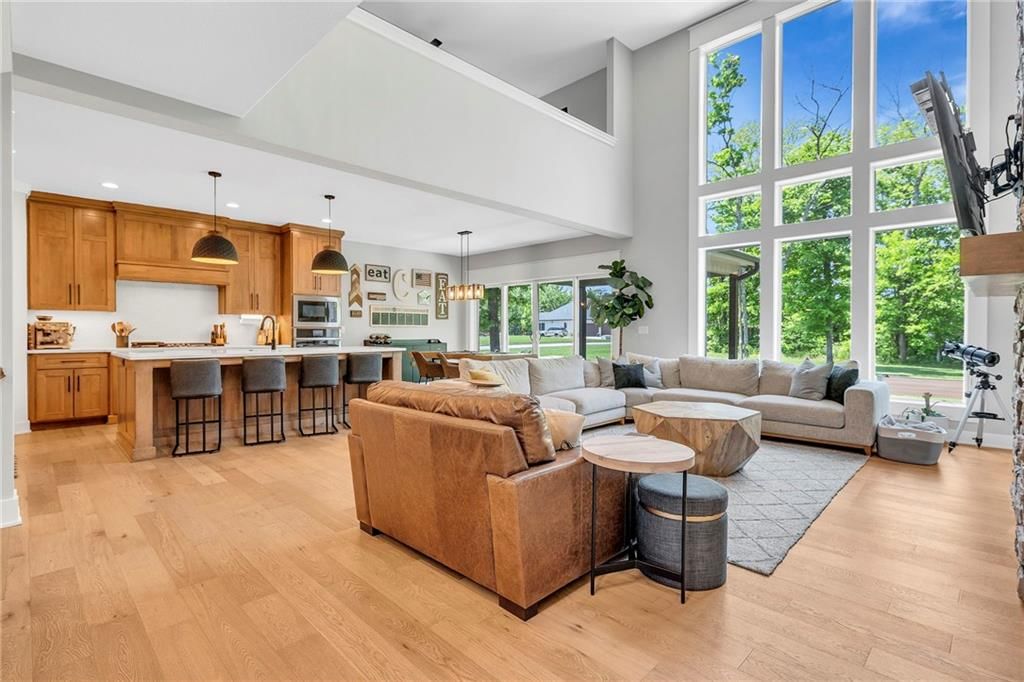 3 Black hawk Drive — photo 6