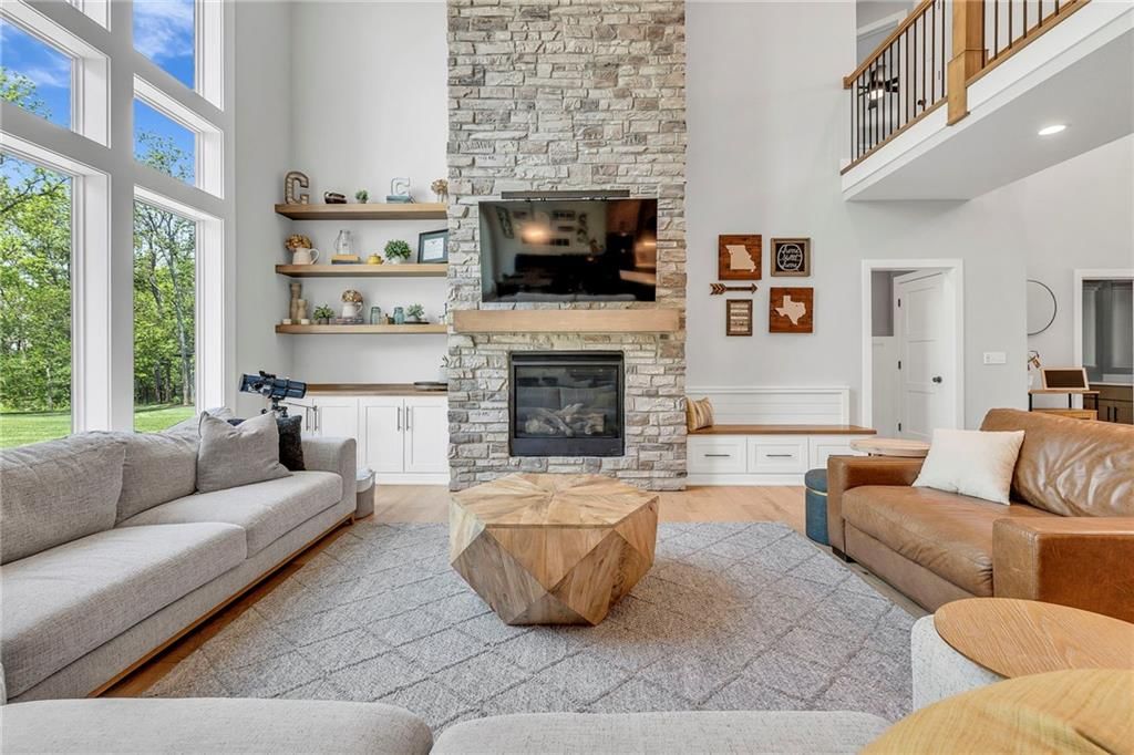 3 Black hawk Drive — photo 8