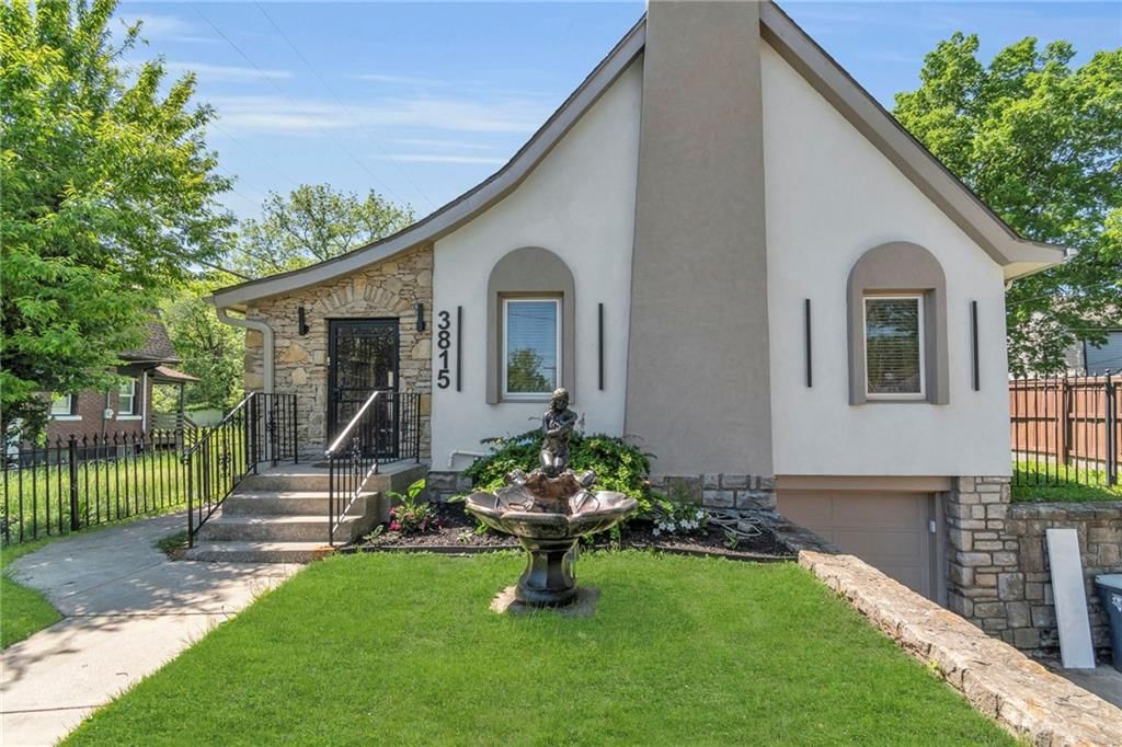3815 E 61st Street, Kansas City, MO