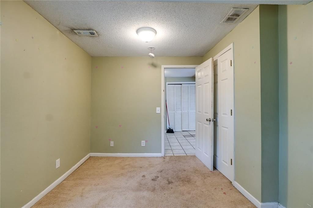 10101 E 18th Street — photo 10