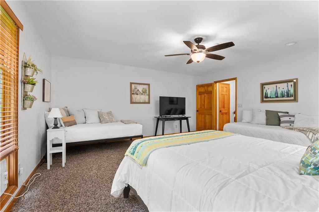 3050 S Bradford Lane — photo 33