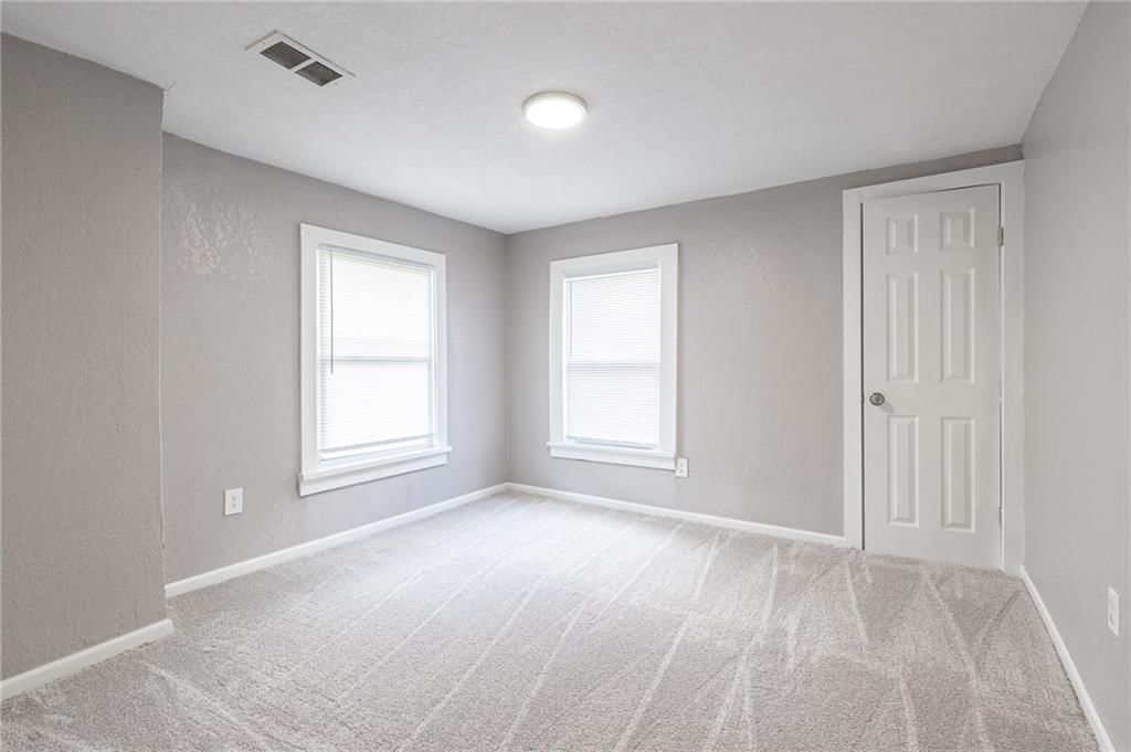 2935 Wayne Avenue — photo 16