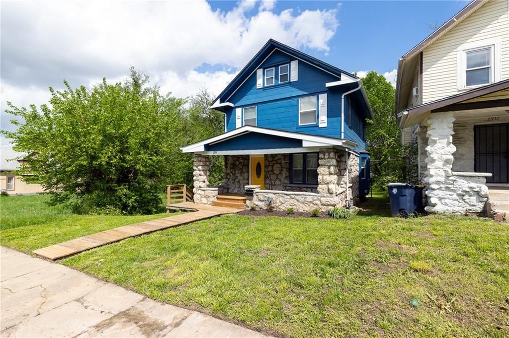 2935 Wayne Avenue — photo 3