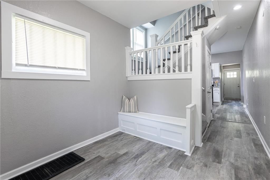 2935 Wayne Avenue — photo 6