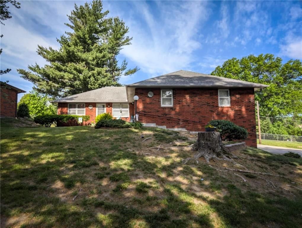 1618-1620 Wayne Drive — photo 3