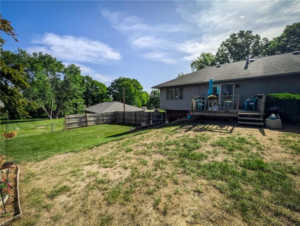 1618-1620 Wayne Drive — photo 9